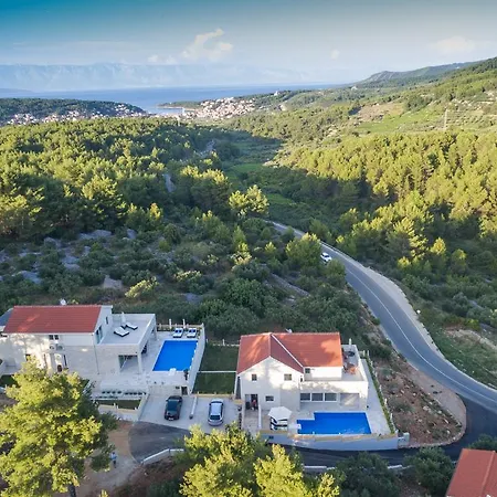 Villa Pitve - 2 *