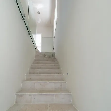 Villa Pitve - 2 *
